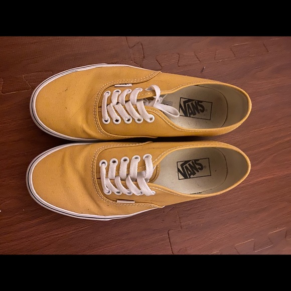 Vans - Picture 1 of 3